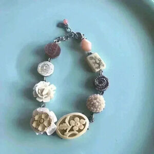 Vintage boutique bracelet 9 1/2 inches